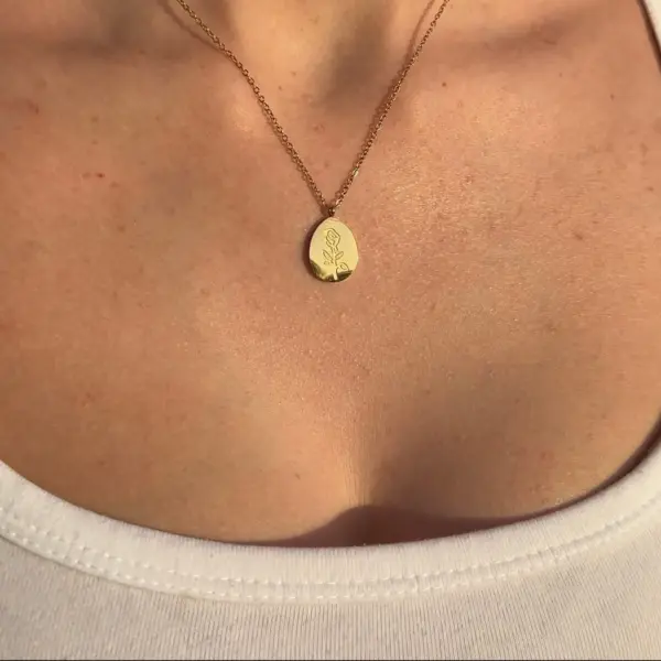 Dainty Gold Rose Pendant Necklace: Minimalist Jewelry