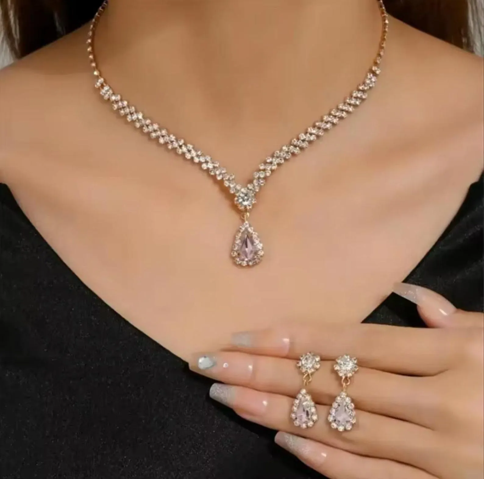 Elegant Teardrop Pendant Necklace and Earring Set – Crystal Jewelry for Special Occasions - Image 2